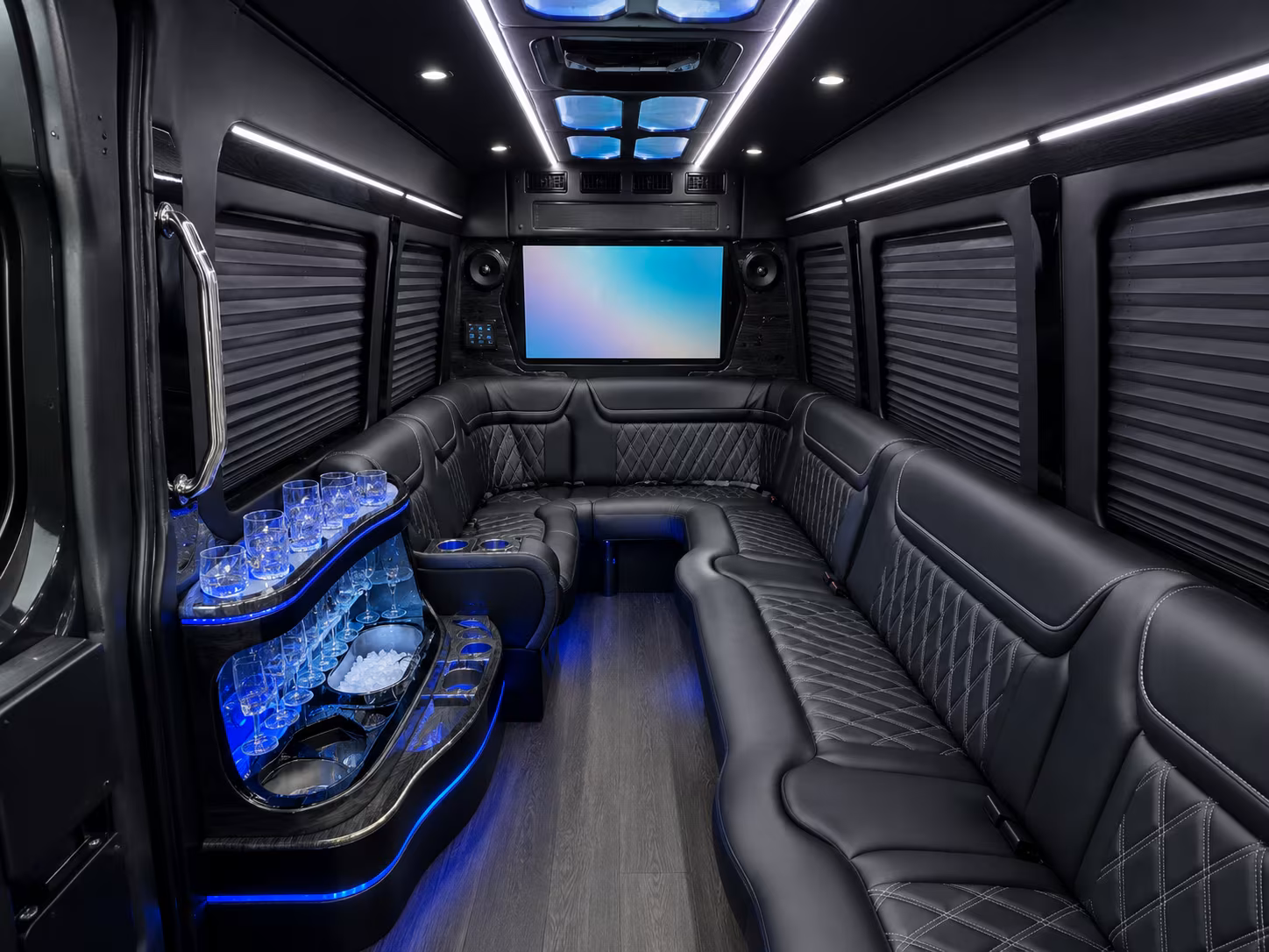 corporate and conference bus rentals in davis california