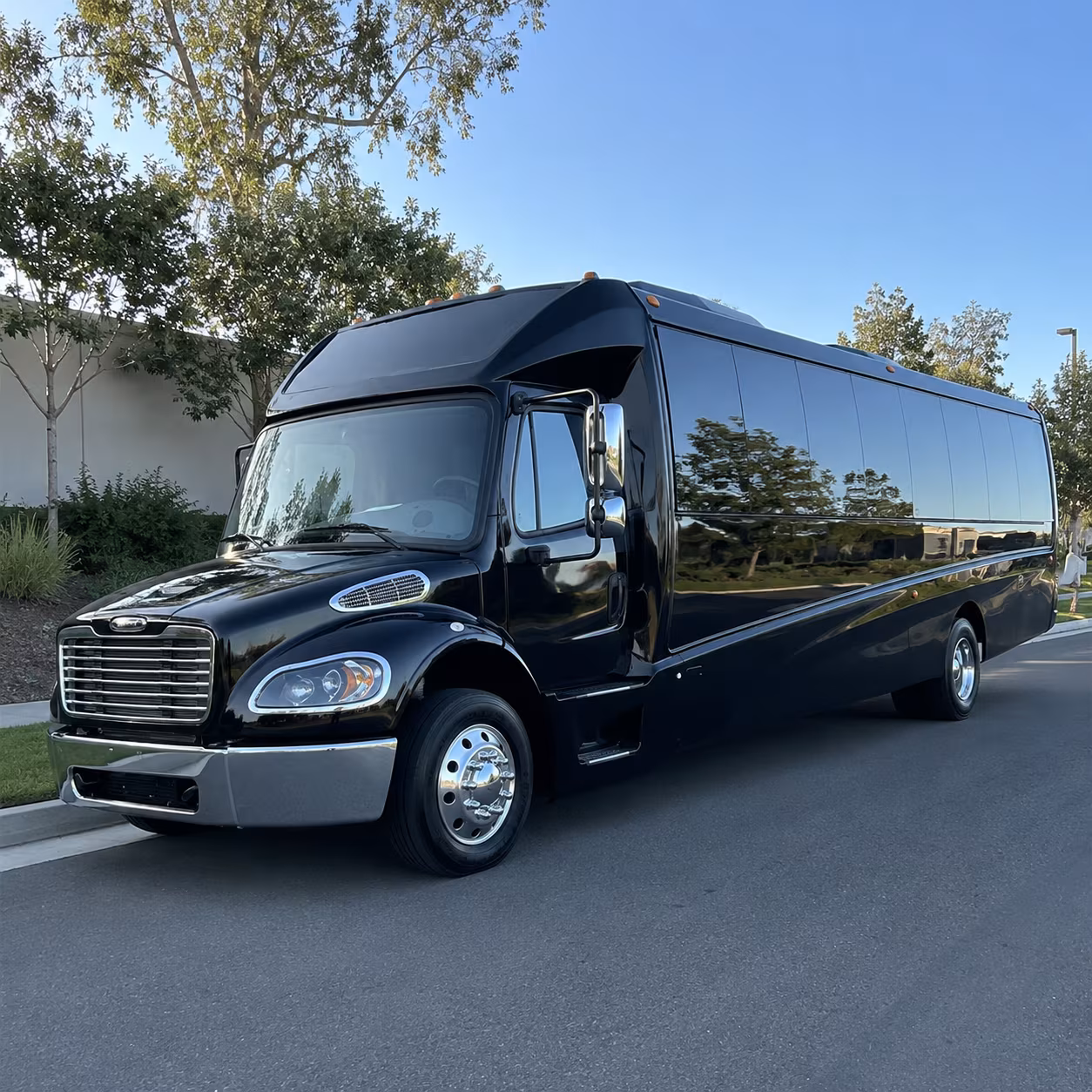 davis 15 passenger minibus