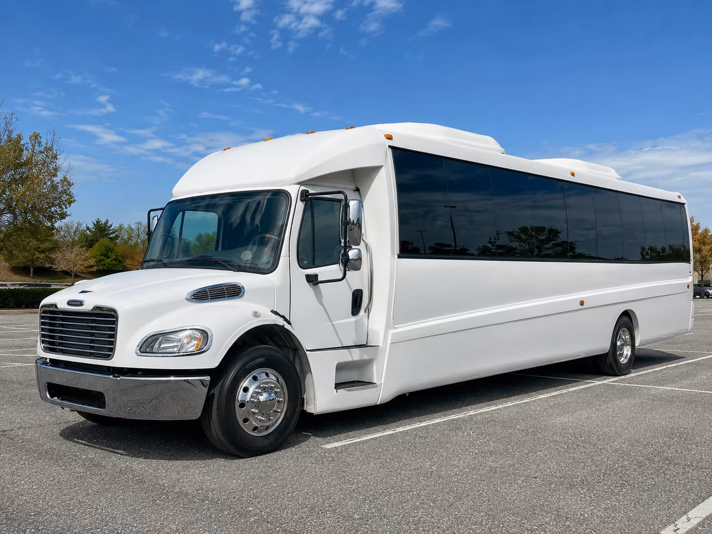 davis 30 passenger party bus
