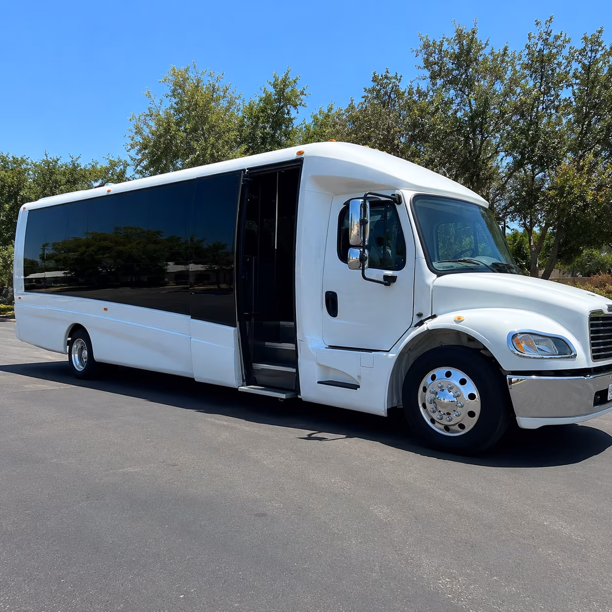 festival and fairgrounds bus rentals serving davis and sacramento