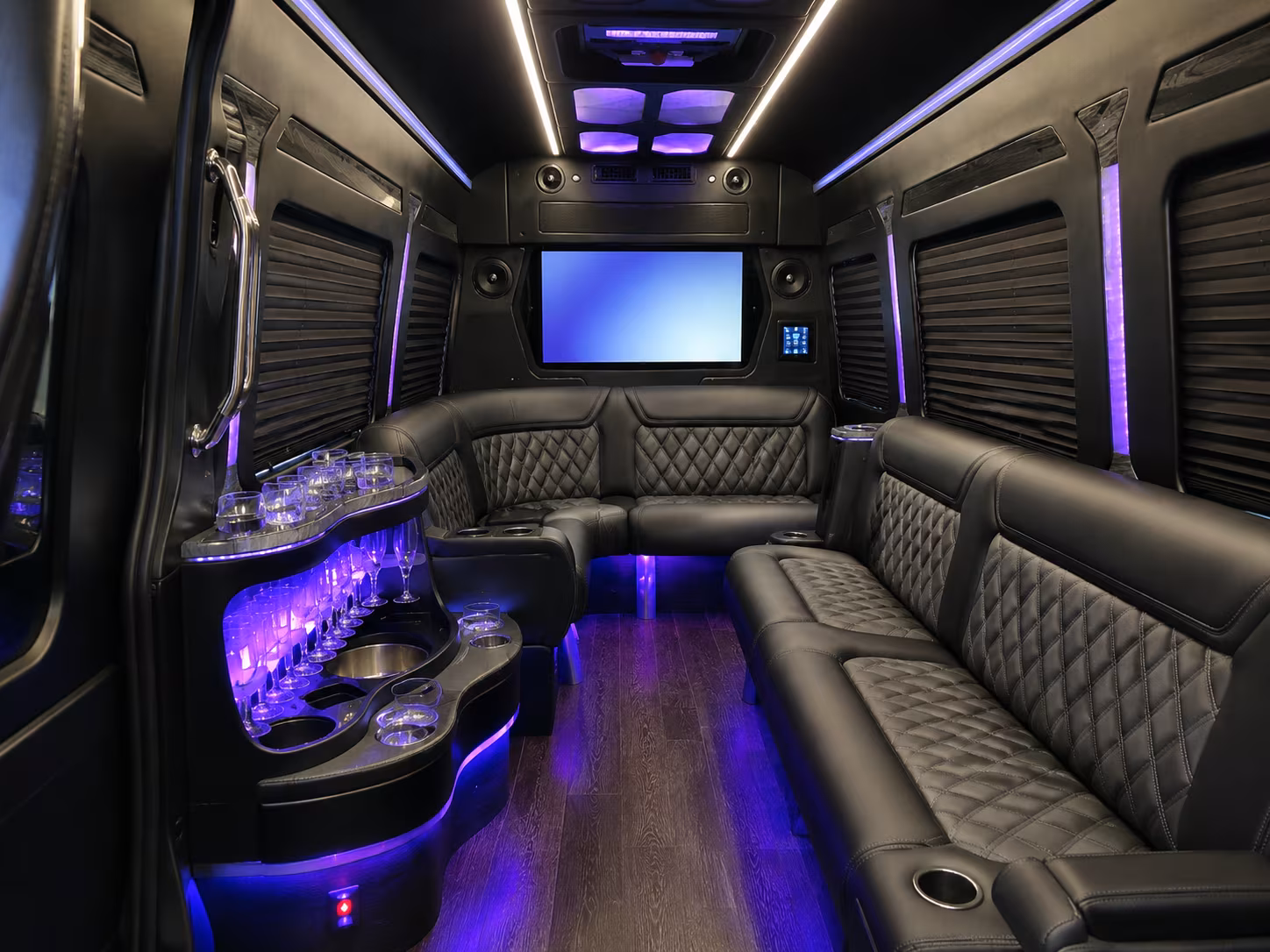 long distance fan buses from davis to bay area stadiums