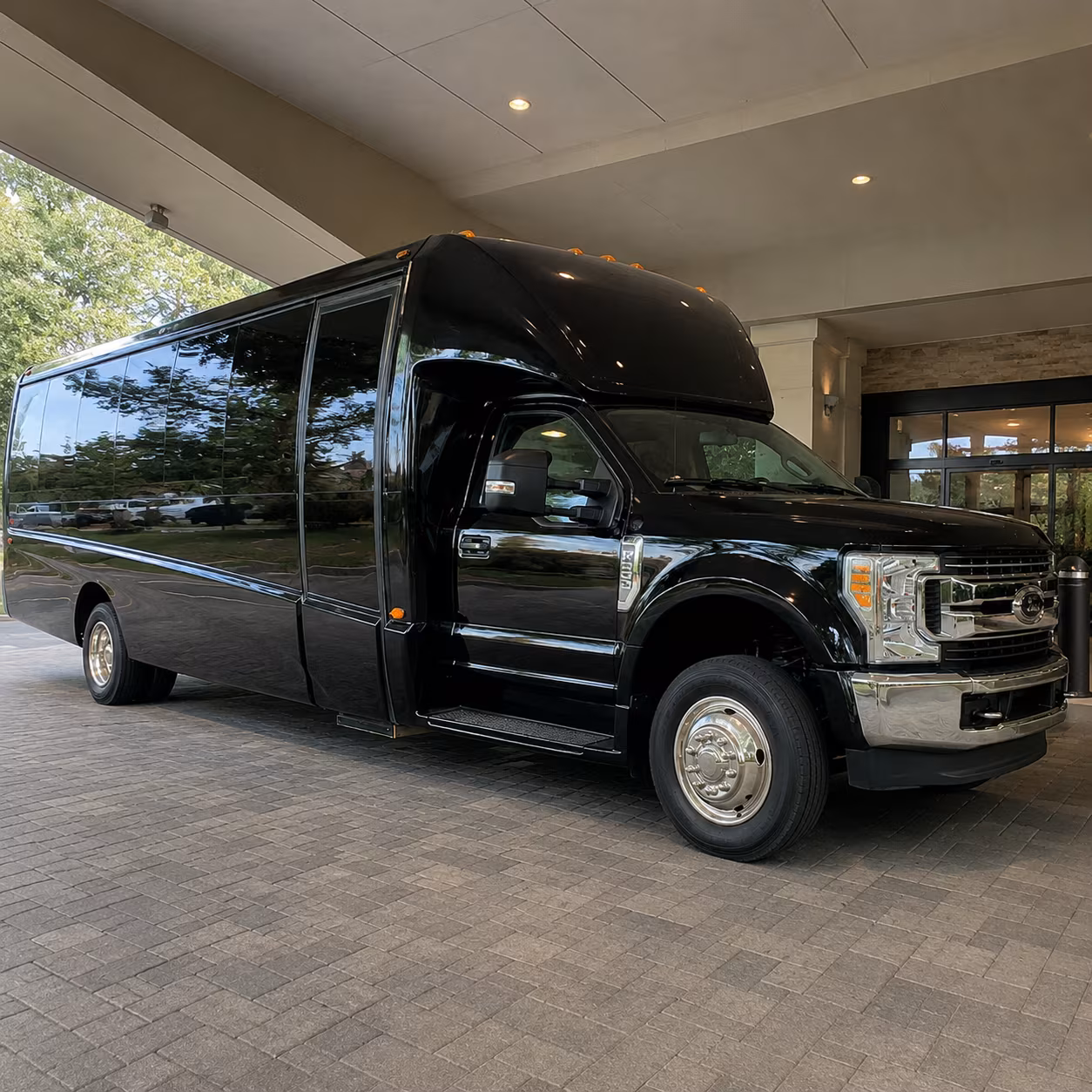 prom night bus rentals for davis students attending woodland or vacaville proms